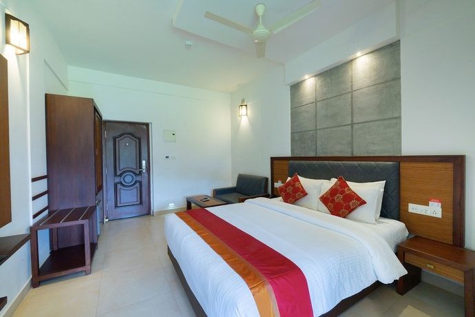 Imagen de la habitación del Hotel The Sanihara. Foto 10