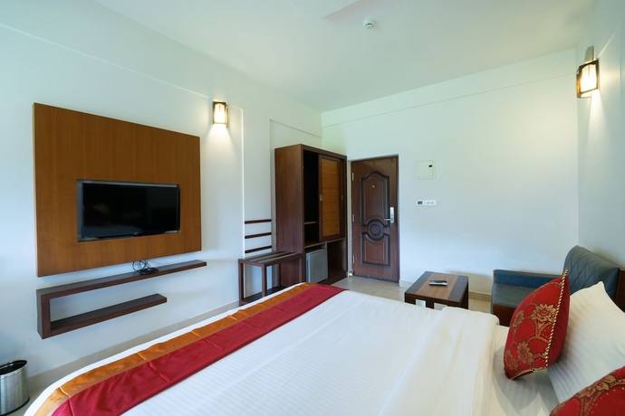 Imagen de la habitación del Hotel The Sanihara. Foto 11