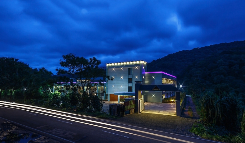 Imagen general del Hotel The Sanihara. Foto 1