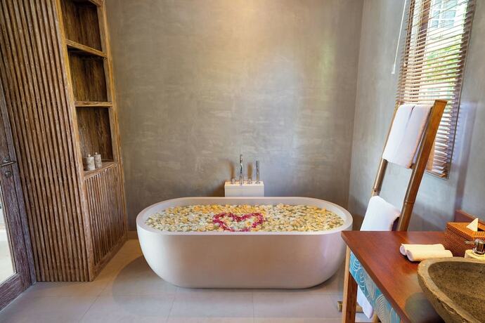 Imagen general del Hotel The Sankara Beach Resort - Nusa Penida. Foto 6