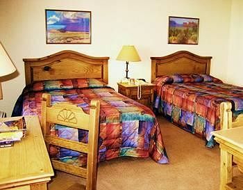 Imagen de la habitación del Hotel The Santa Fe Suites. Foto 8