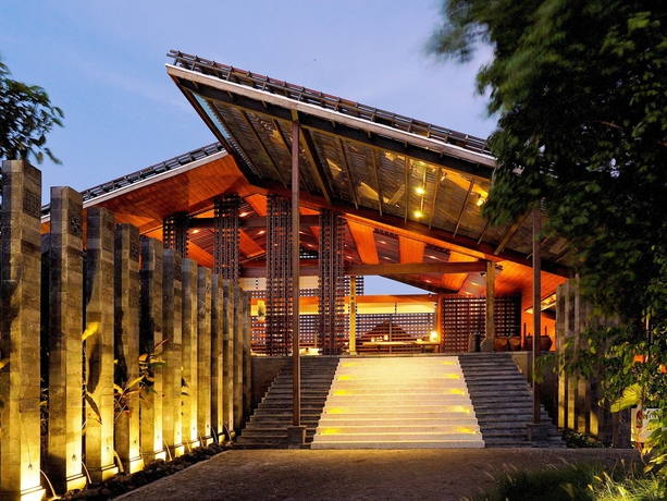 Imagen de la piscina del Hotel The Santai By Lifestyleretreats. Foto 16