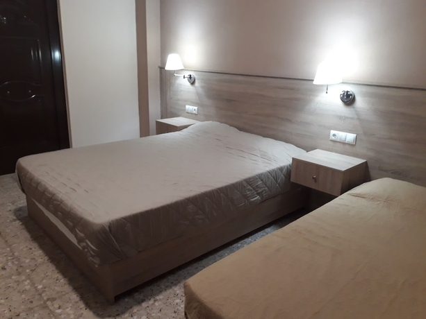 Imagen de la habitación del Hotel The Santo George Beach Resort. Foto 6