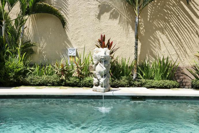 Imagen de la piscina del Hotel The Sanyas Suite. Foto 18