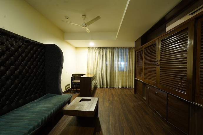 Imagen de la habitación del Hotel The Sapphire Comfort. Foto 19