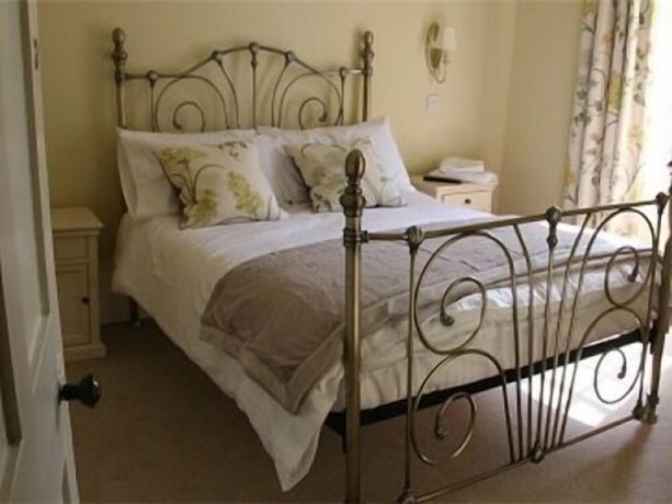 Imagen de la habitación del Hotel The Saracens Head, Swindon. Foto 5