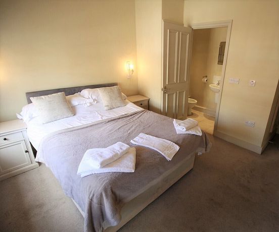 Imagen de la habitación del Hotel The Saracens Head, Swindon. Foto 8