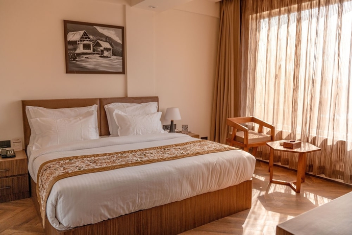 Imagen de la habitación del Hotel The Sarai. Foto 3