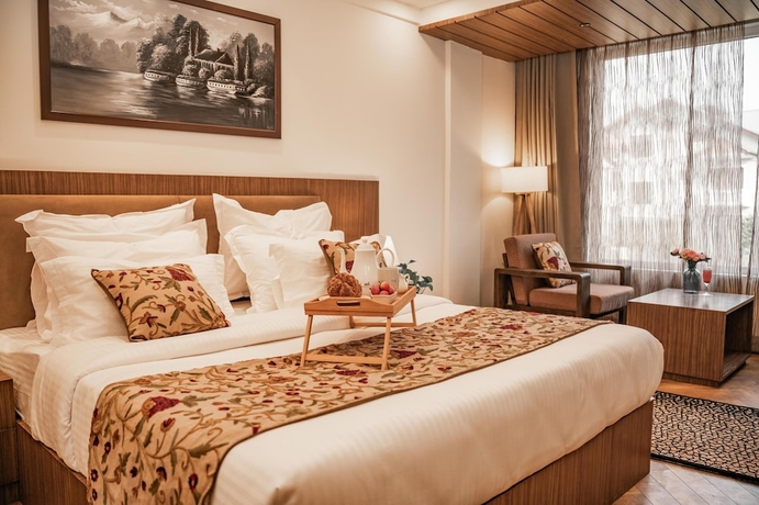 Imagen de la habitación del Hotel The Sarai. Foto 4