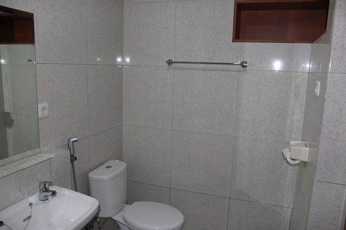 Imagen de la habitación del Hotel The Sarining. Foto 15