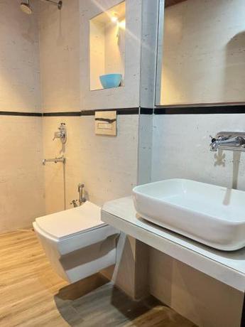 Imagen general del Hotel The Saroja Grand Villa Resorts. Foto 3