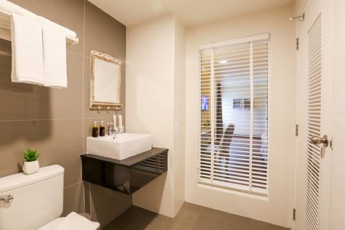 Imagen de la habitación del Hotel The Sathon Vimanda. Foto 5