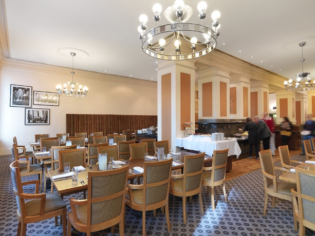 Imagen del bar/restaurante del Hotel The Savoy On Little Collins Melbourne. Foto 3