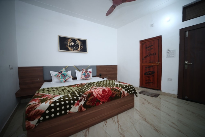 Imagen de la habitación del Hotel The Sawariya Palace. Foto 11