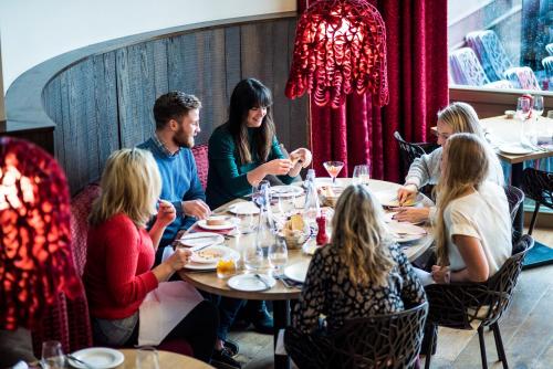 Imagen general del Hotel The Scarlet. Foto 1