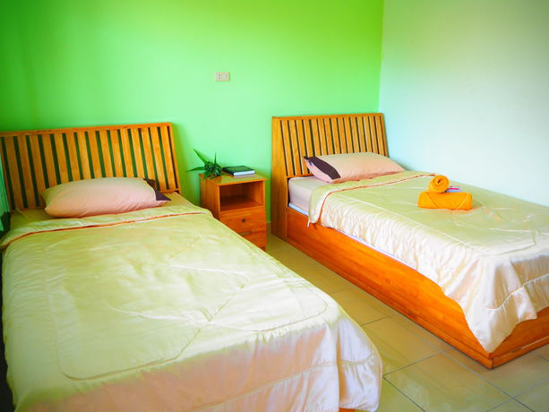 Imagen de los exteriores del Hotel The Scenery Beach Resort. Foto 13