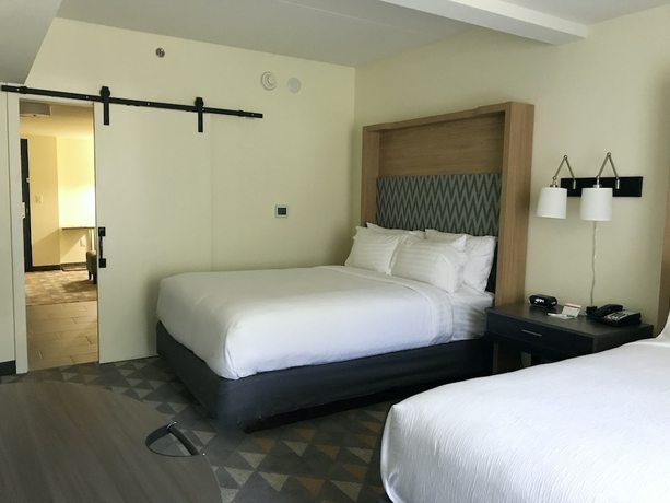 Imagen de la habitación del Hotel The Scenic at Biltmore Village. Foto 8