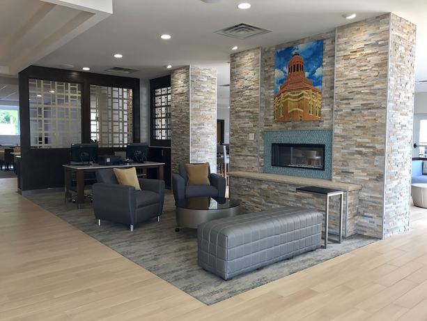 Imagen de los interiores del Hotel The Scenic at Biltmore Village. Foto 18