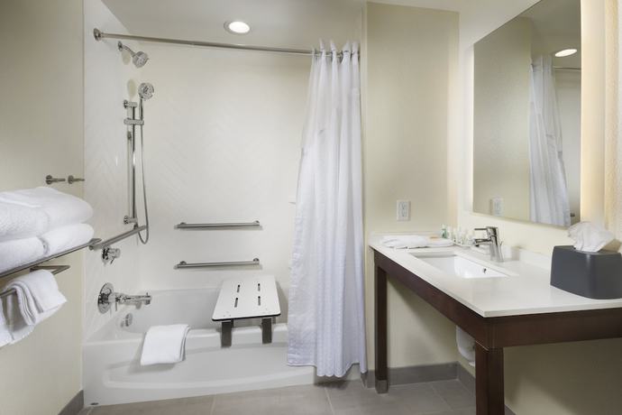 Imagen de la habitación del Hotel The Scenic at Biltmore Village. Foto 10