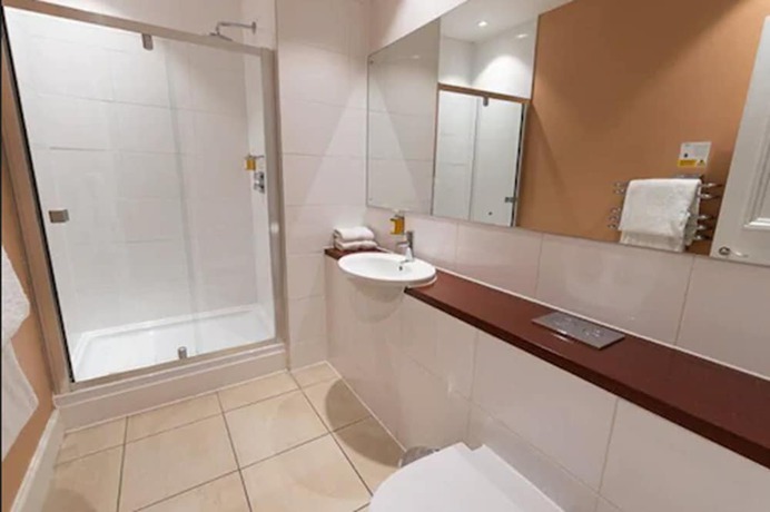 Imagen de la habitación del Hotel The Scholar. Foto 10