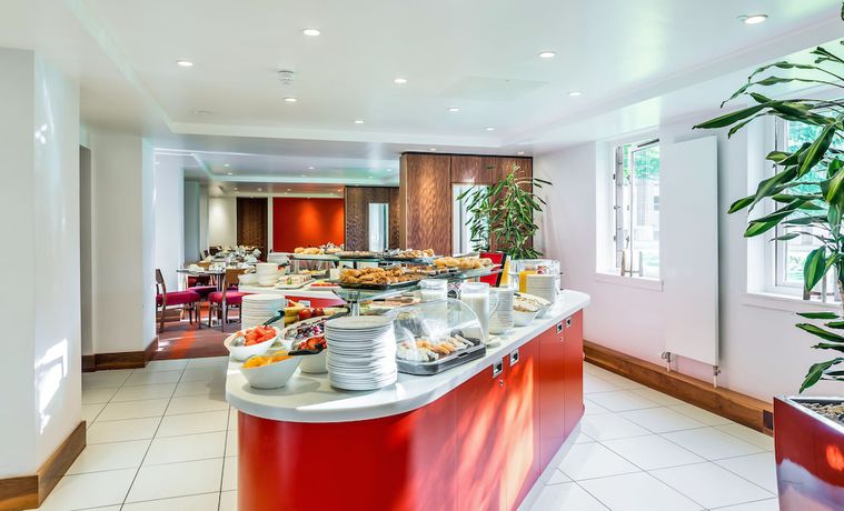 Imagen del bar/restaurante del Hotel The Scholar. Foto 3