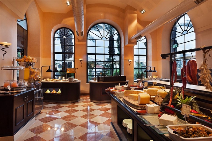 Imagen del bar/restaurante del Hotel The Scots. Foto 2