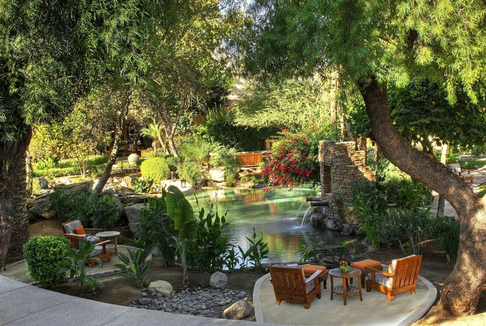 Imagen de los exteriores del Hotel The Scott Resort and Spa (formerly Firesky Resort). Foto 9