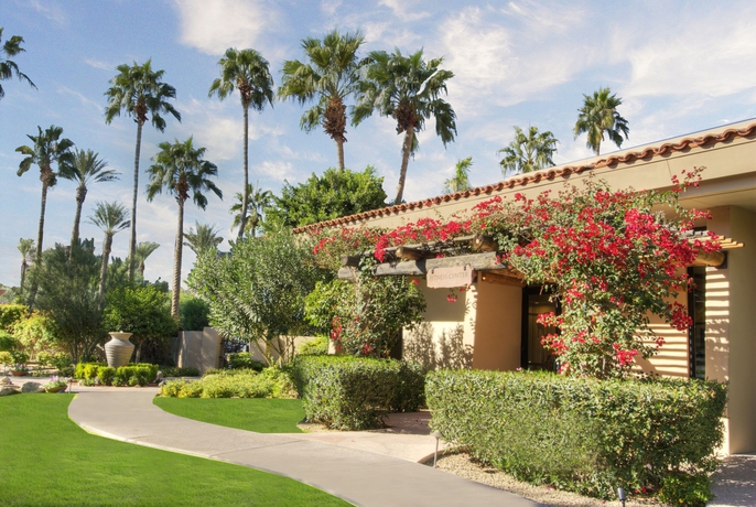 Imagen de los exteriores del Hotel The Scott Resort and Spa (formerly Firesky Resort). Foto 10
