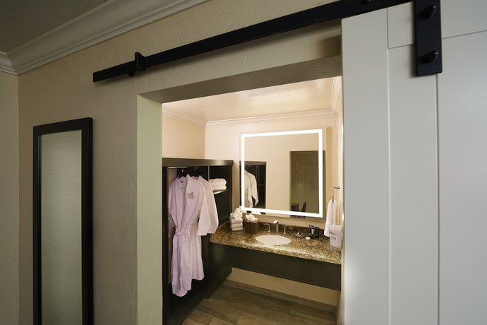 Imagen de la habitación del Hotel The Scottsdale Plaza Resort and Villas. Foto 2