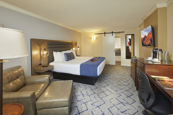 Imagen de la habitación del Hotel The Scottsdale Plaza Resort and Villas. Foto 6