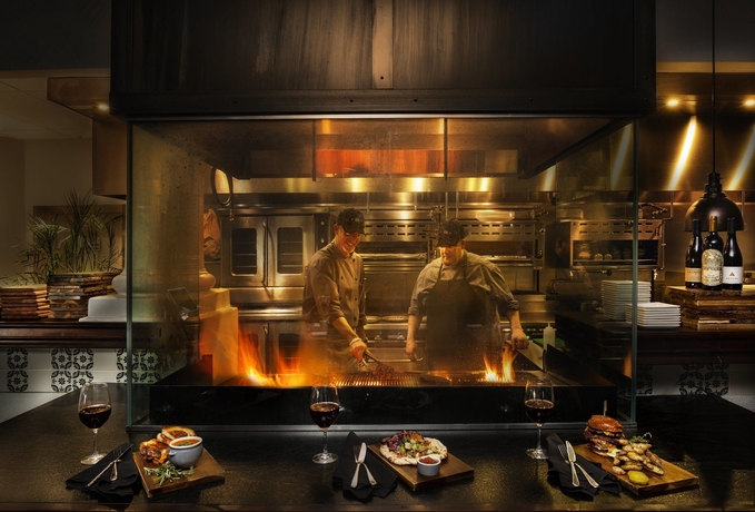 Imagen del bar/restaurante del Hotel The Scottsdale Resort and Spa, Curio Collection By Hilton. Foto 2