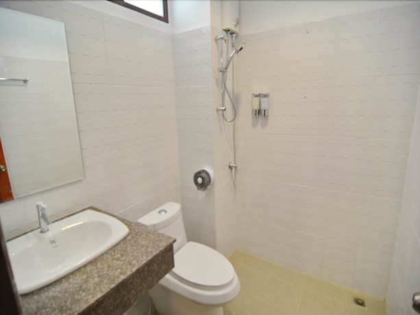 Imagen de la habitación del Hotel The Sea At Lanta. Foto 10