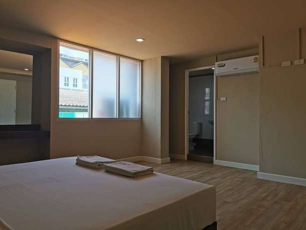 Imagen de la habitación del Hotel The Sea Bangsaen. Foto 11