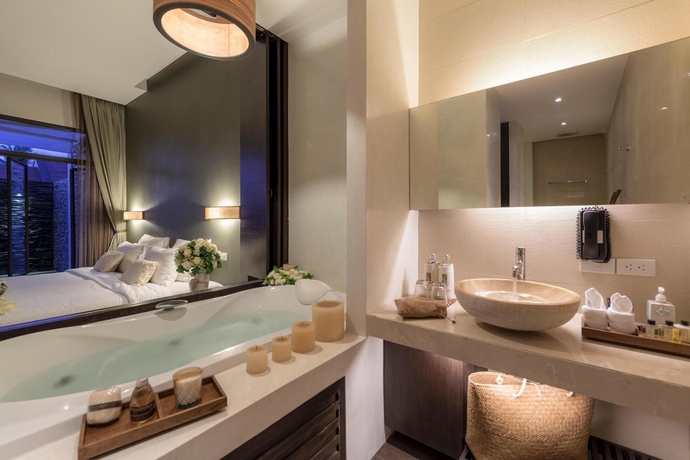 Imagen de la habitación del Hotel The Sea Koh Samui Beachfront Resort and Spa By Tolani. Foto 4