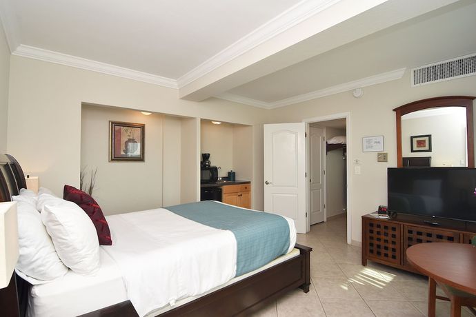 Imagen de la habitación del Hotel The Sea Lord And Suites (adults Only). Foto 4