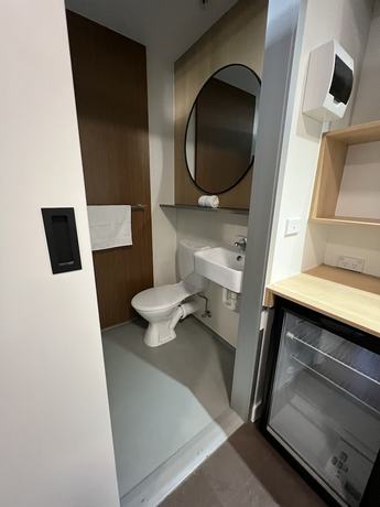 Imagen de la habitación del Hotel The Sea Pavilions. Foto 6