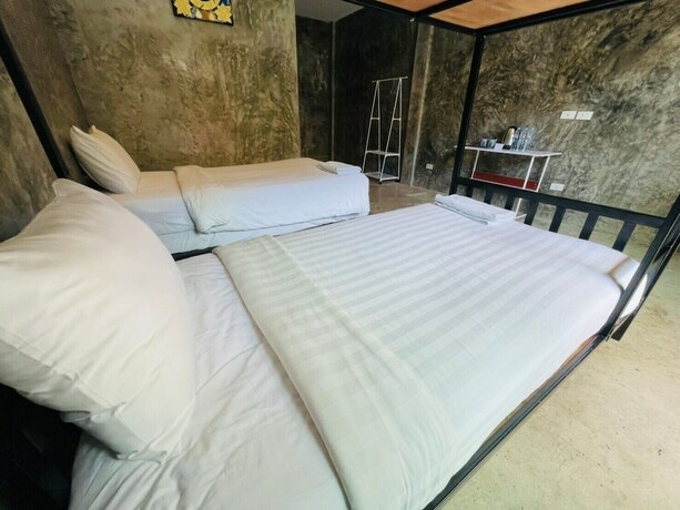 Imagen general del Hotel The Sea Resort Haad Rin. Foto 9