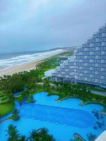 Imagen general del Hotel The Sea View Cam Ranh Beach Resort. Foto 4