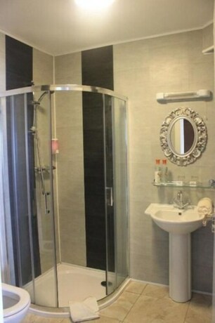 Imagen general del Hotel The SeaFront at Inch Beach. Foto 6