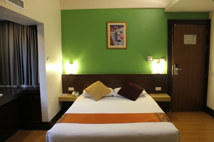 Imagen de la habitación del Hotel The Seasons Bangkok Huamark. Foto 5