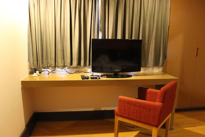 Imagen de la habitación del Hotel The Seasons Bangkok Huamark. Foto 8