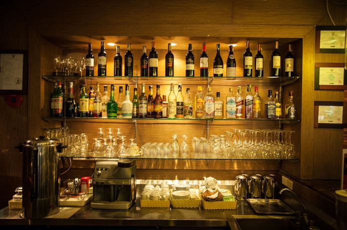 Imagen del bar/restaurante del Hotel The Seasons Bangkok Huamark. Foto 3