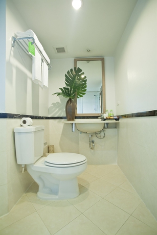 Imagen de la habitación del Hotel The Seasons Bangkok Huamark. Foto 13