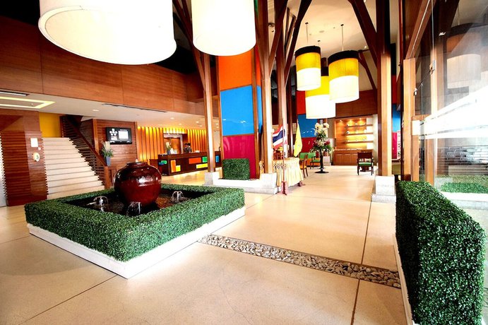 Imagen de los interiores del Hotel The Seasons Pattaya. Foto 18