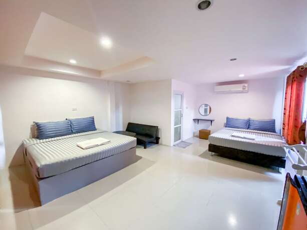 Imagen de la habitación del Hotel The Seathru Kohlarn. Foto 12