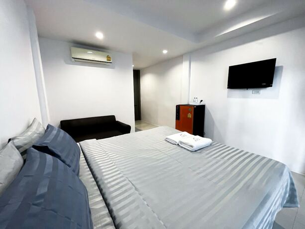 Imagen de la habitación del Hotel The Seathru Kohlarn. Foto 17