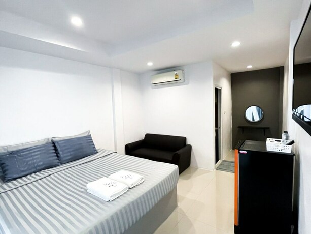 Imagen de la habitación del Hotel The Seathru Kohlarn. Foto 20