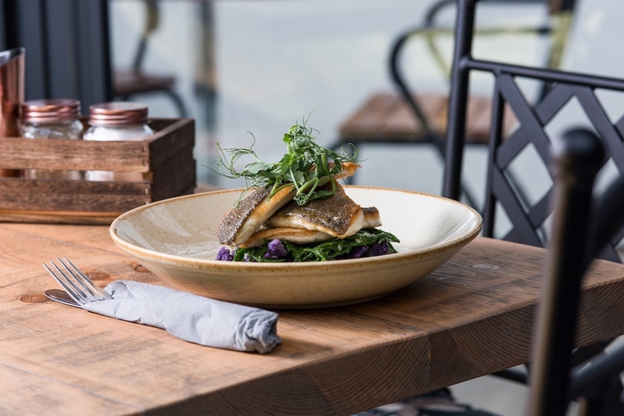 Imagen del bar/restaurante del Hotel The Seaton Lane Inn - The Inn Collection Group. Foto 8