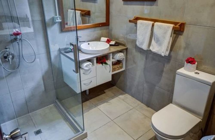 Imagen de la habitación del Hotel The Seaview Lodge. Foto 16