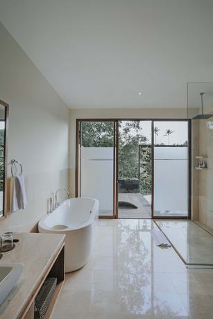 Imagen de la habitación del Hotel The Sebali Resort. Foto 7